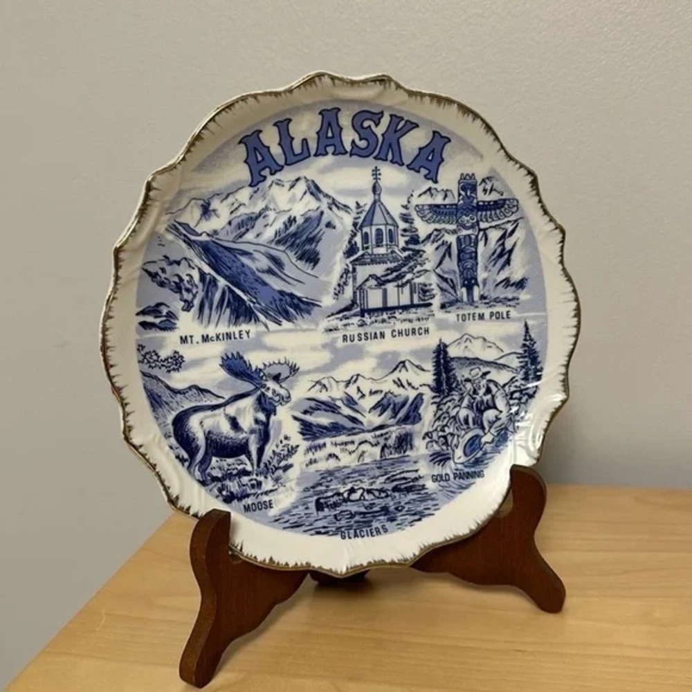 Alaska Souvenir Decorative Plate